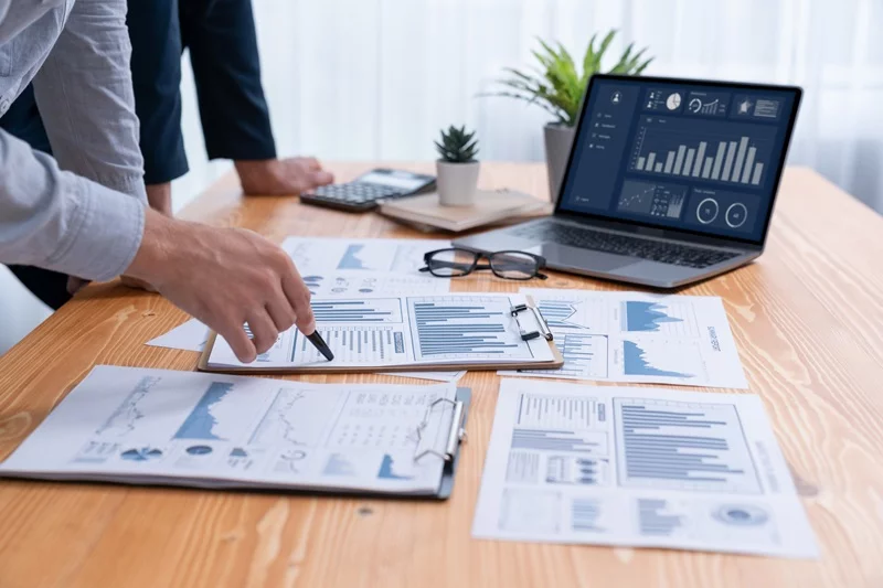 Imagen de creación de estrategia para optimizar taller cliente de DRS Consulting de Tenerife.